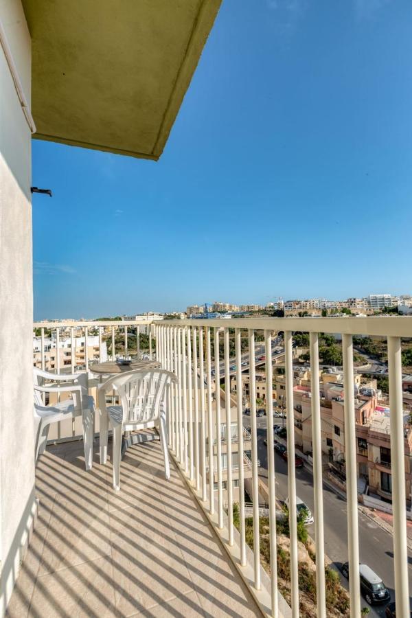 Pool Apartment Is-Swieqi Exteriör bild